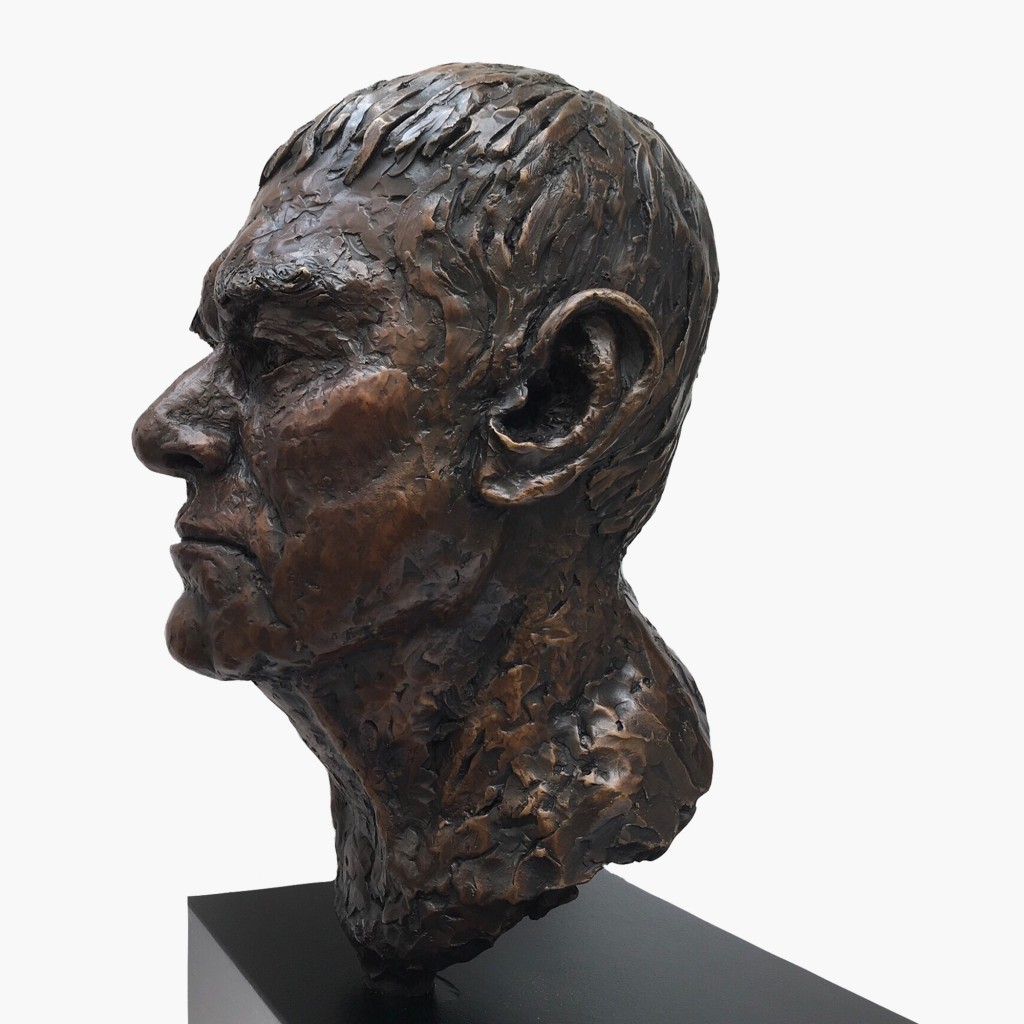 Allan in Bronze